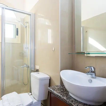 Aquavitus Villa Pachyammos